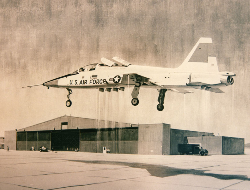 Illustration for article titled X50,000 Pilots and 50 Years